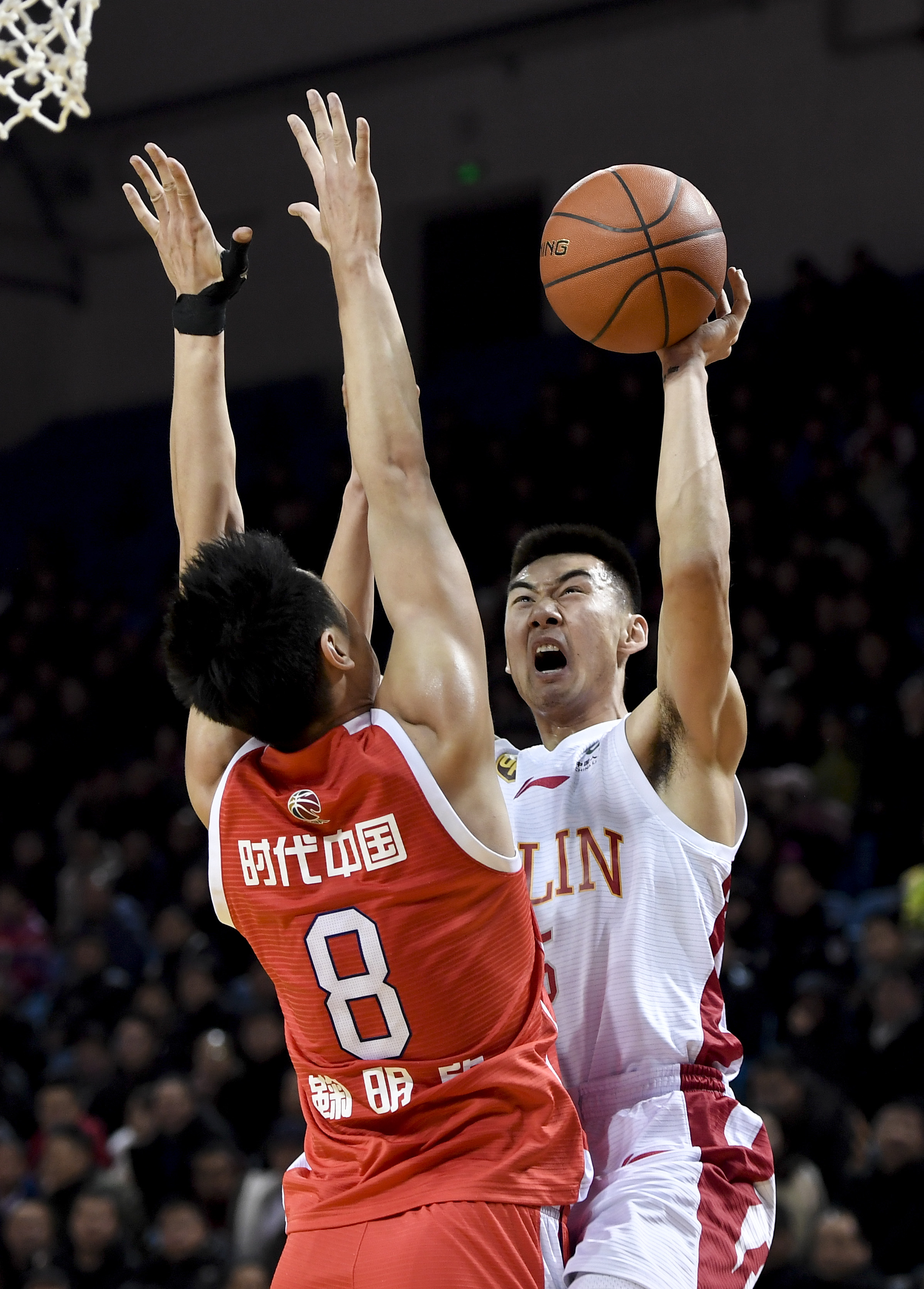 在比赛中采 在比赛中采