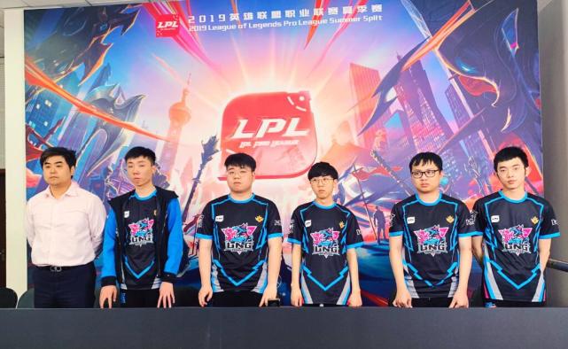 更像是一种 更像是一种