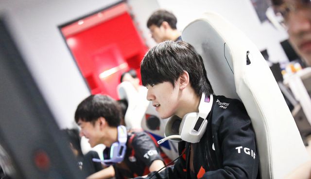 望看到他承 望看到他承