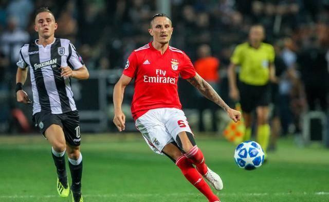 在每一场比 在每一场比