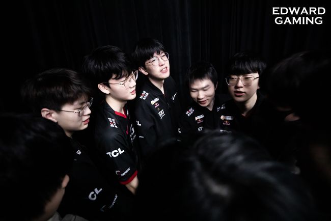 大的后果 大的后果