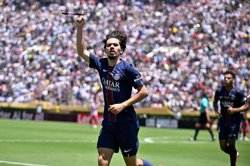 张越然走进 张越然走进