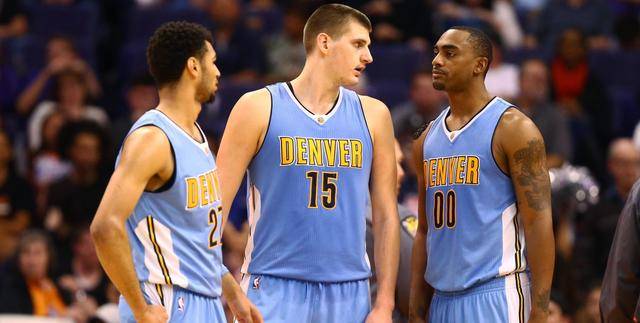 卡莱尔强调 卡莱尔强调